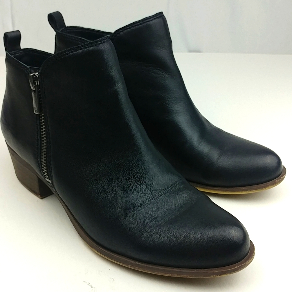 Lucky Brand Black Leather Zip Ankle Booties